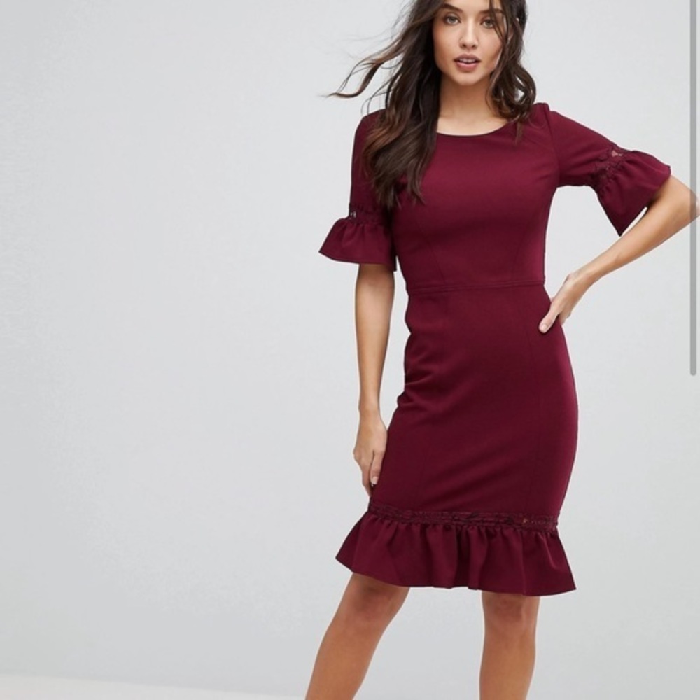 Paper Dolls London Midi Dress With Peplum‎ Frill Hem And Sleeve Size 6